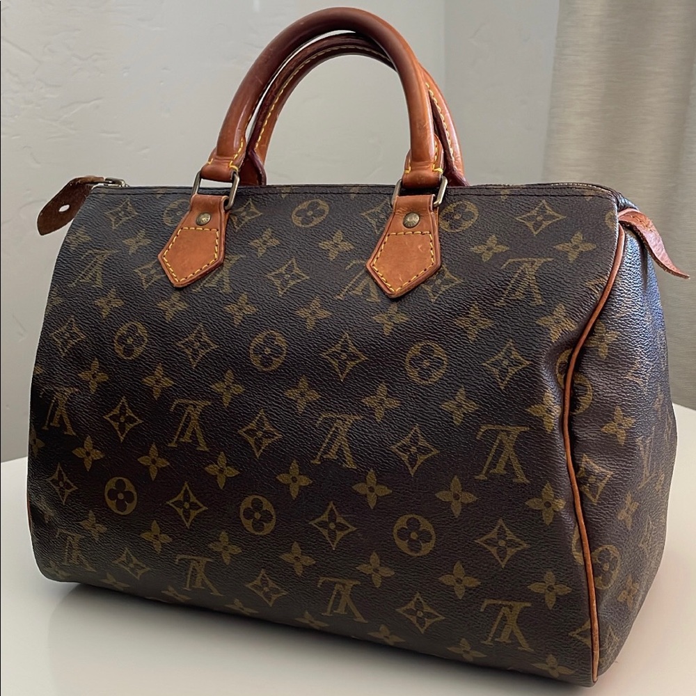 Louis Vuitton Speedy 30